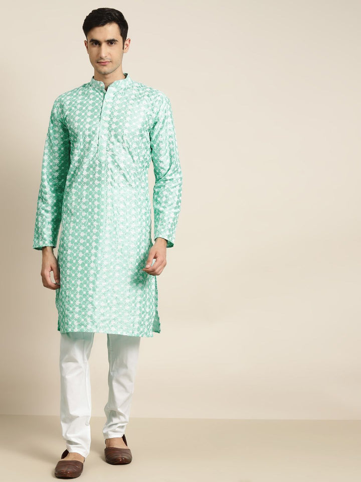 SOJANYA Men Blue & White Ethnic Motifs Embroidered Thread Work Kurta