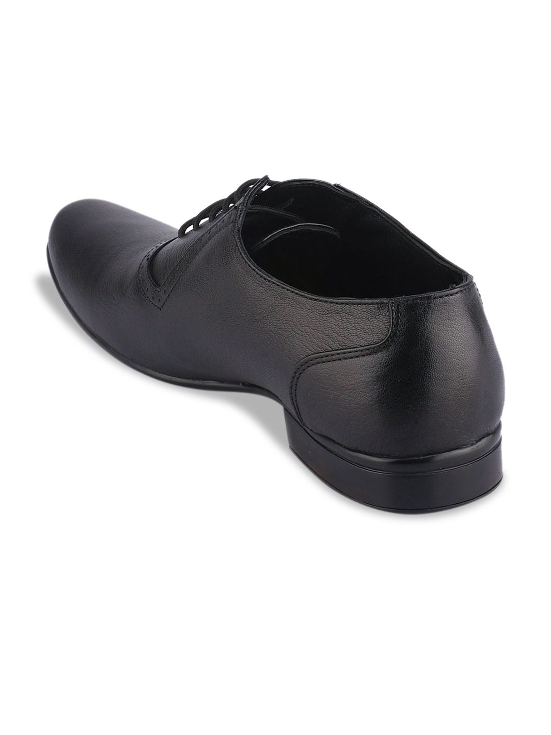 Red Chief Men Black Solid Leather Formal Oxfords