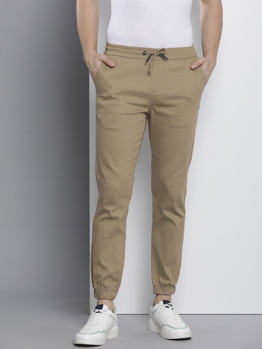 The Indian Garage Co Men Solid Slim Fit Joggers