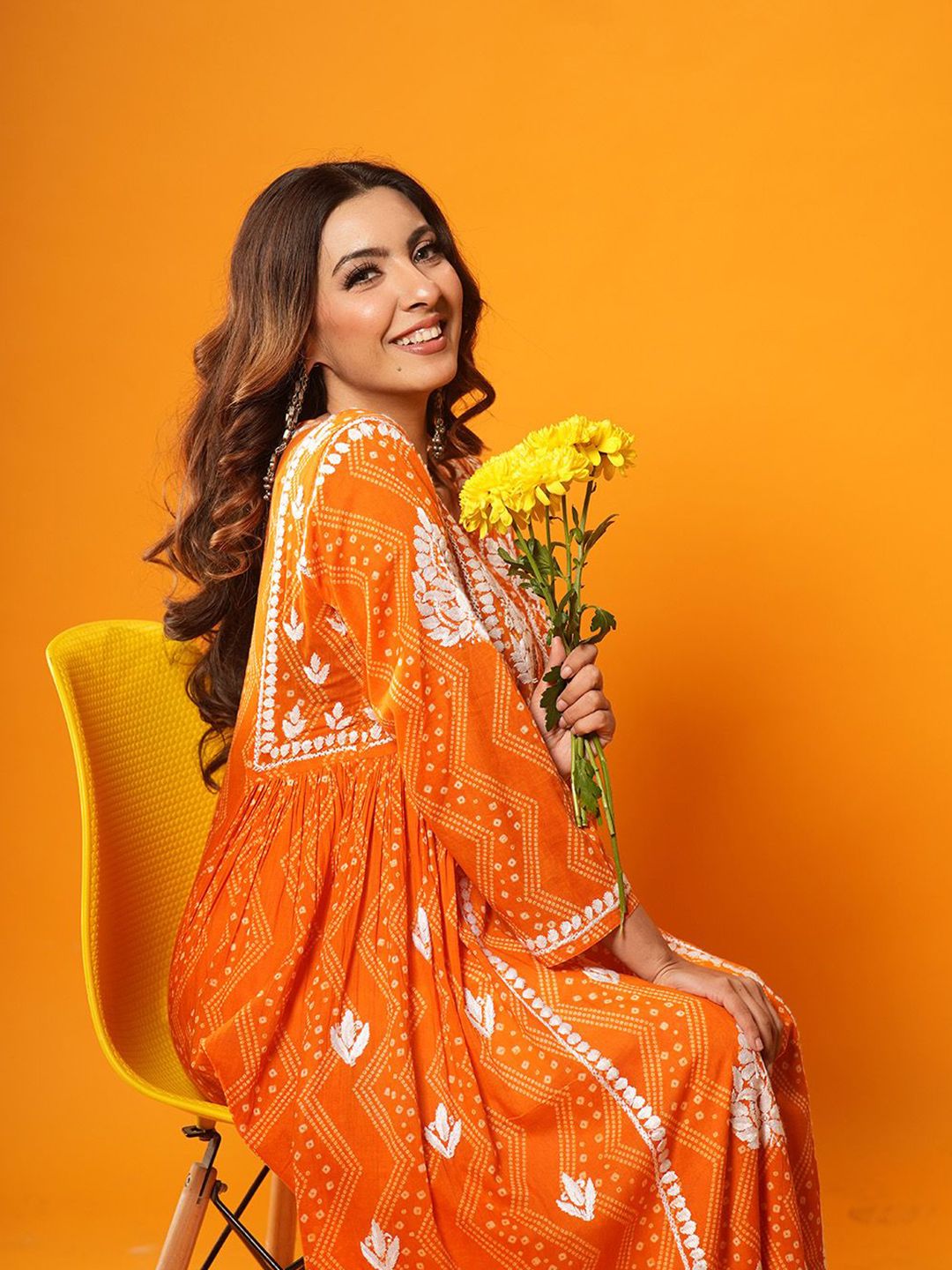 Rumah Wanita Chikankari Kurta Bersulam Mulmul Chikankari Jingga
