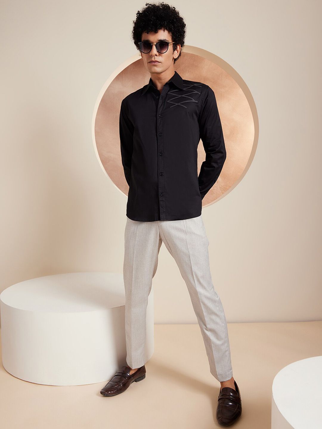 DENNISON Men Checked Smart Tapered Fit Easy Wash Pleated Formal Trousers