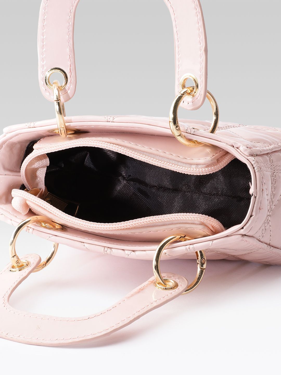 DressBerry Structured Quilted Handheld Bag