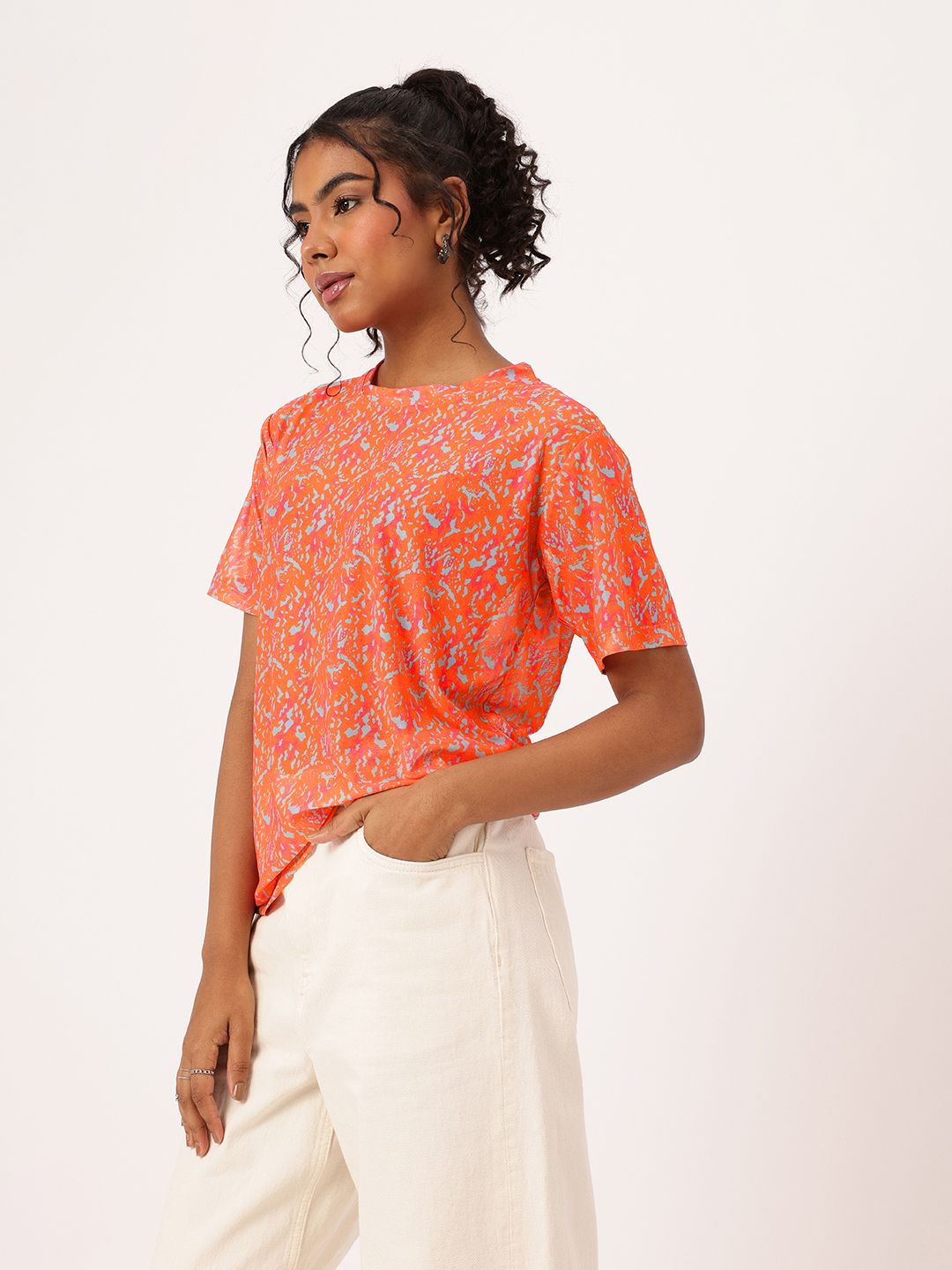 DressBerry Sweet & Spicy Printed Semi Sheer Soft Net Longline Top