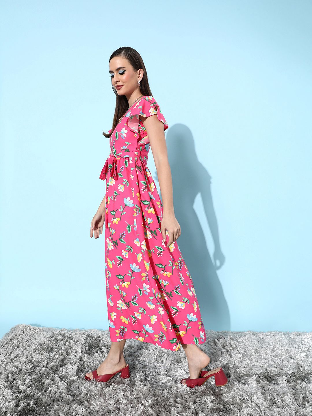 DressBerry Women Pink & Green Tropical Printed V-Neck Midi Dress With A Belt