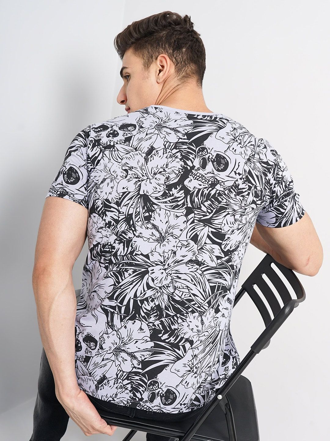 The Indian Garage Co Typography Printed Round Neck T-shirt