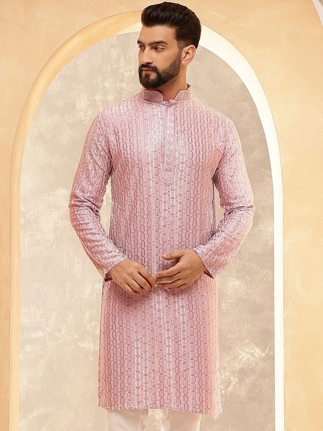 SOJANYA Men Embroidered Thread Work Kurta