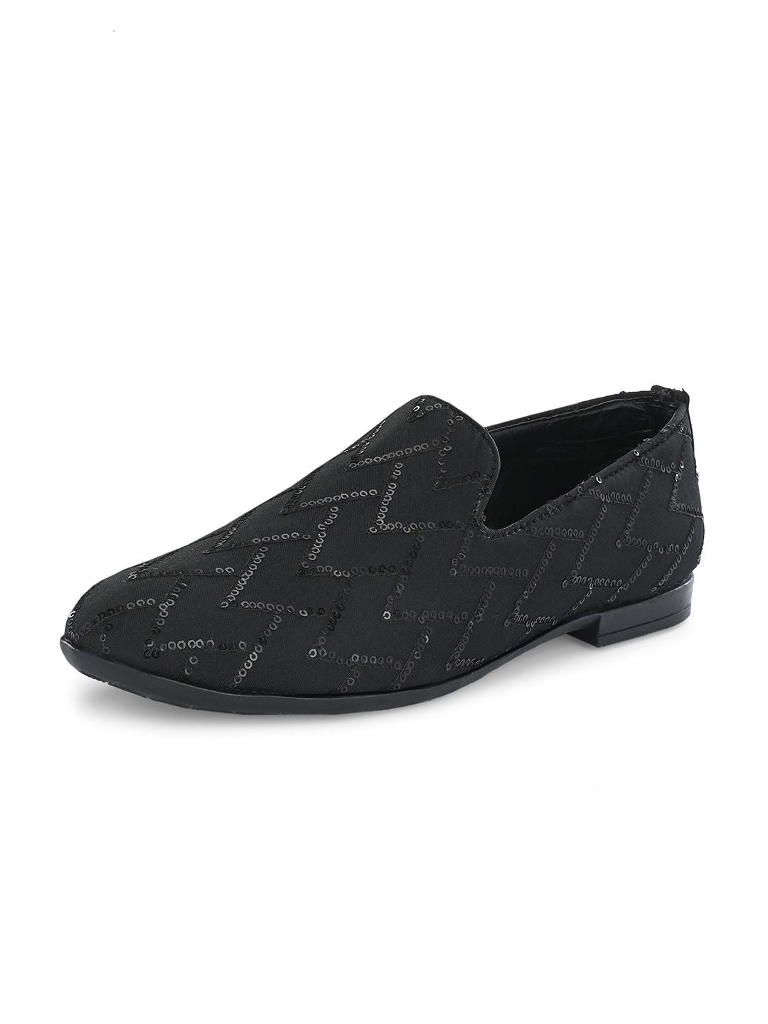 House of Pataudi Men Embellished Lightweight Mojaris