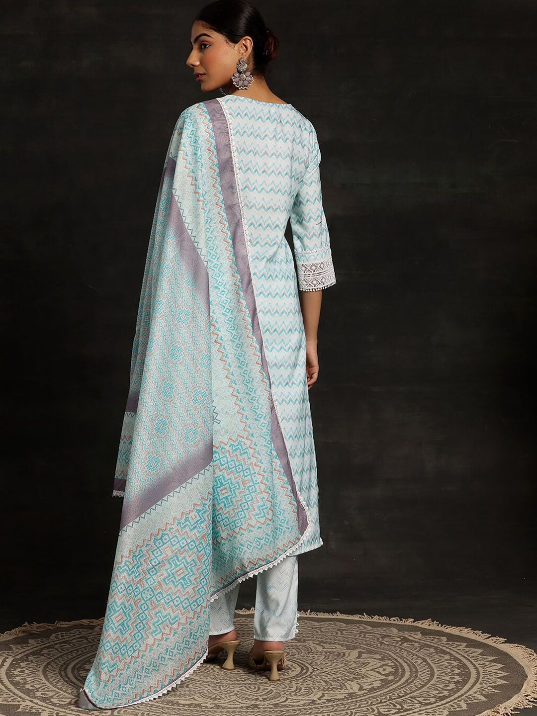 Libas Chevron Printed Regular Thread Work Kurta with Trouser & Dupatta