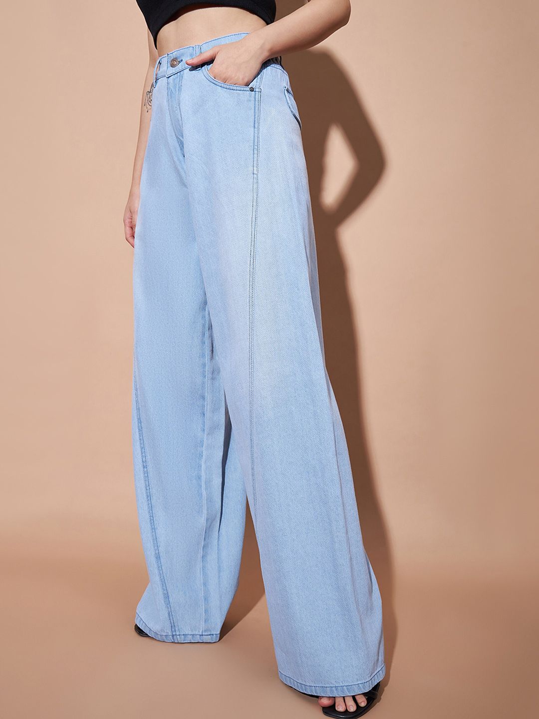SASSAFRAS BASICS Women Wide Leg Mid Rise Light Fade Jeans
