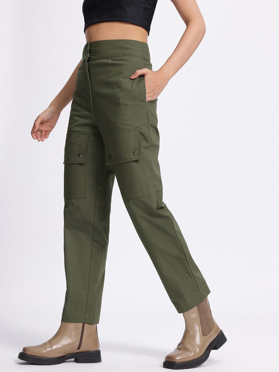 DressBerry Women Structured Finesse Regular Fit Trouser