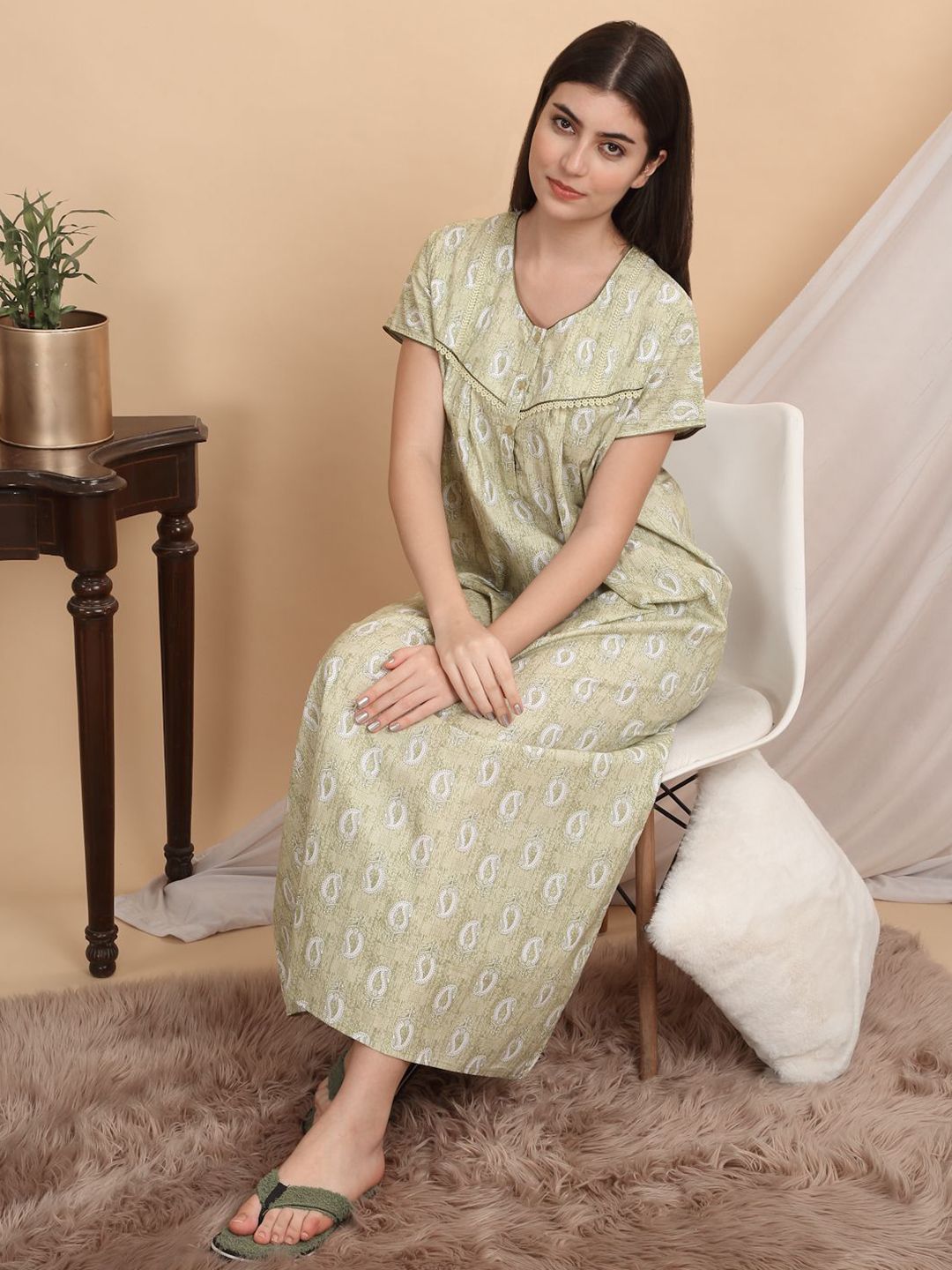 Sweet Dreams Ethnic Motifs Printed Pure Cotton Maxi Nightdress