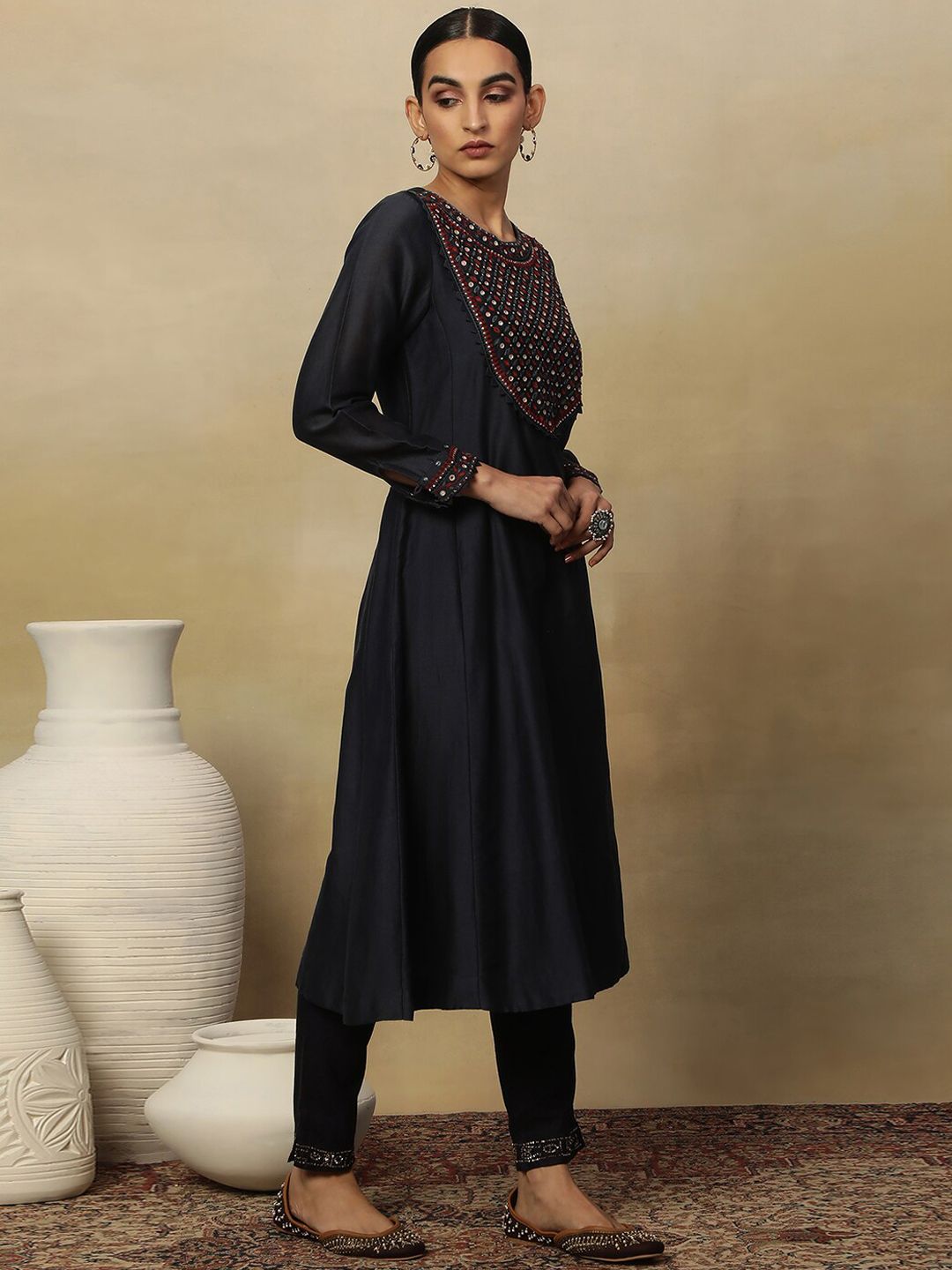 W Yoke Design Floral Thread Work A-Line Kurta