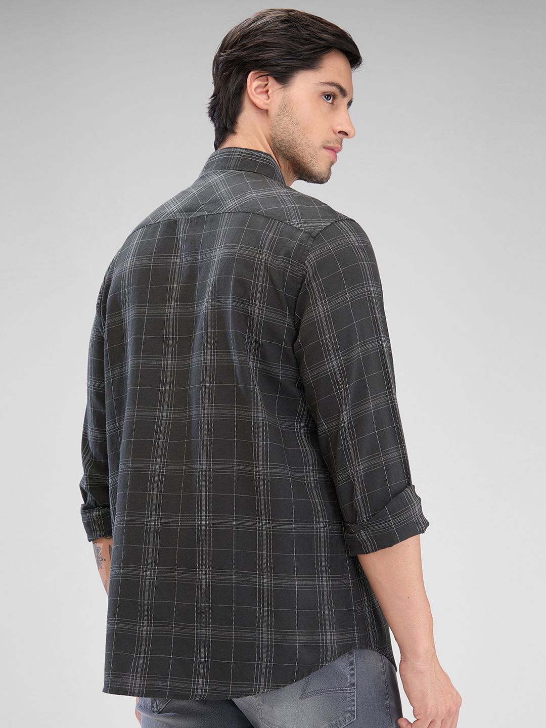 SPYKAR Men Tartan Checks Pocket Detailing Slim Fit Casual Shirt