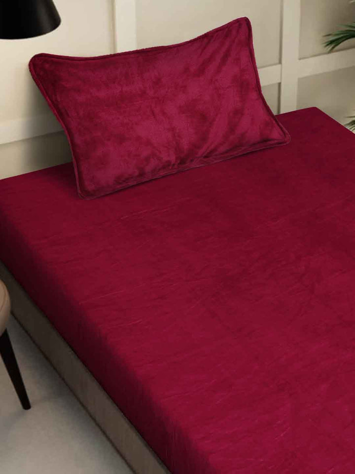KLOTTHE Red Solid Fitted 300 TC Woolen Single Bedsheet with 1 Pillow Cover