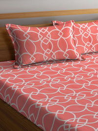 KLOTTHE Fitted_Sbs_Kidze Coral Geometric Cotton 300 TC Fitted King Fine Bedsheet with 2 Pillow Covers-250 x 220 cm