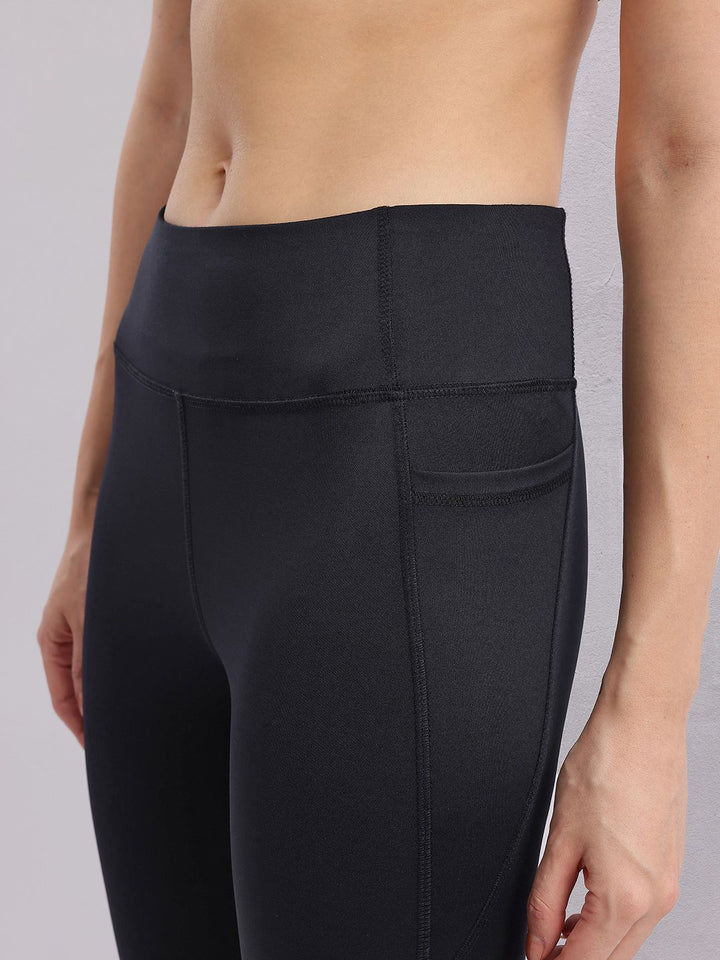 HRX by Hrithik Roshan Women Rapid-Dry Cropped Yoga Tights