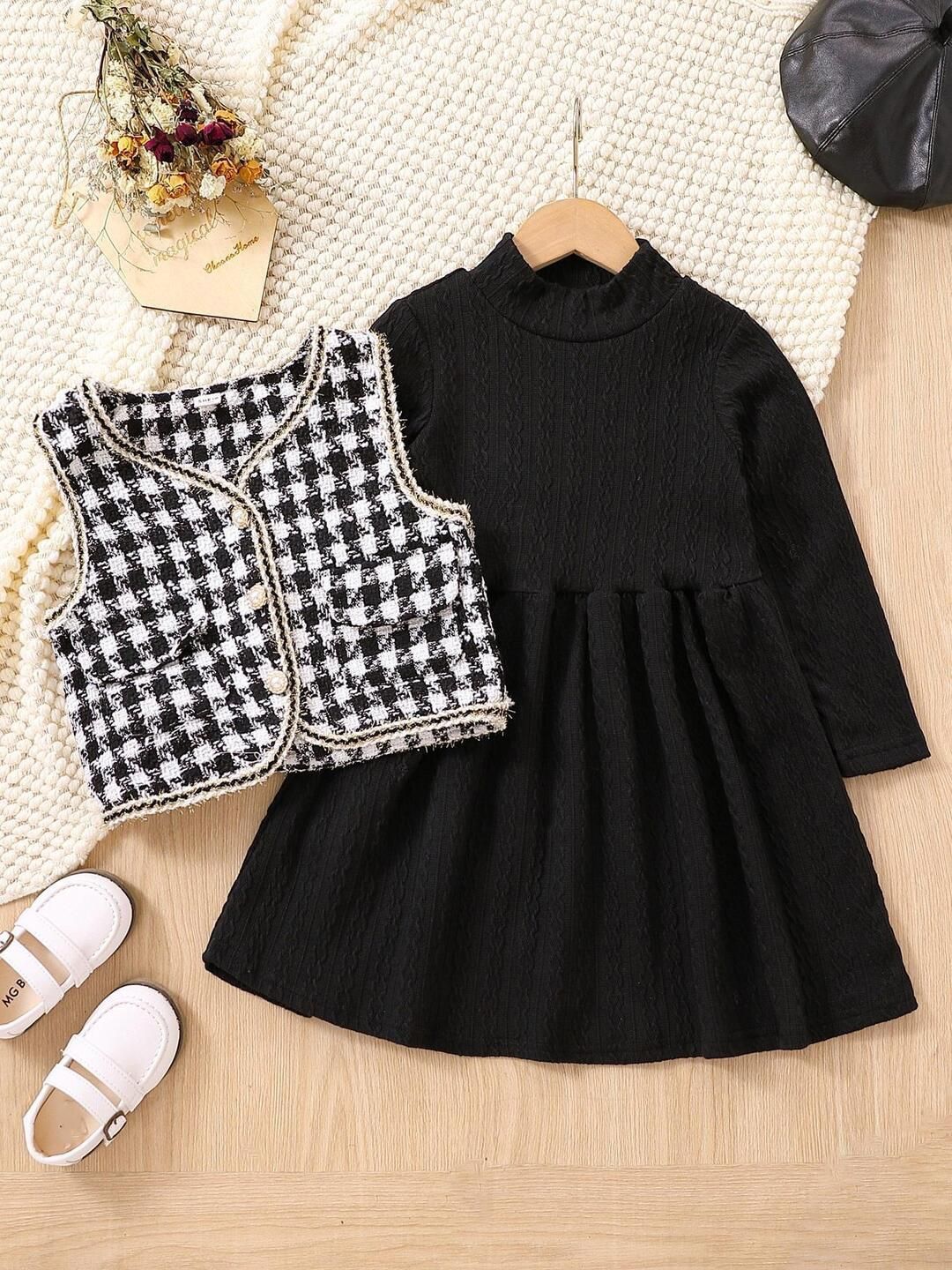 Pakaian yang diperiksa YK Fit & Flare