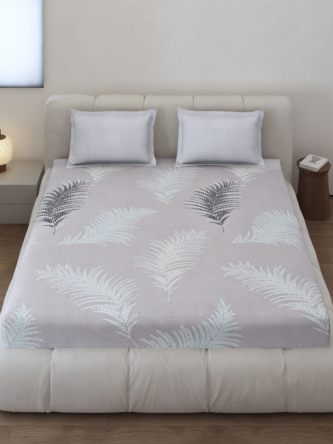 Monte Carlo Stanley Grey & White Printed 144 TC King Bedsheet Set 1.85 m x 1.95 m