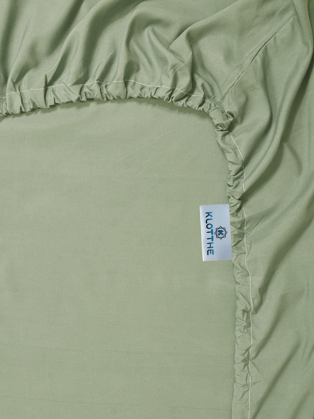 KLOTTHE Olive Green 400 TC Super King Bedsheet with 2 Pillow Covers