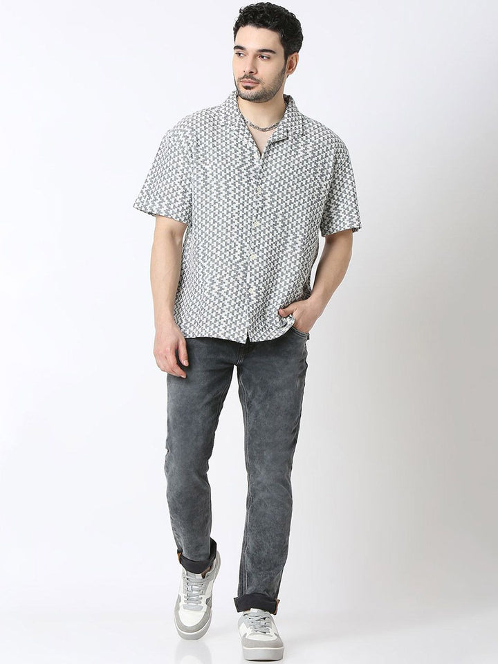 SPYKAR Men Relaxed Fit Cuban Collar Geometric Printed Cotton Casual Shirt