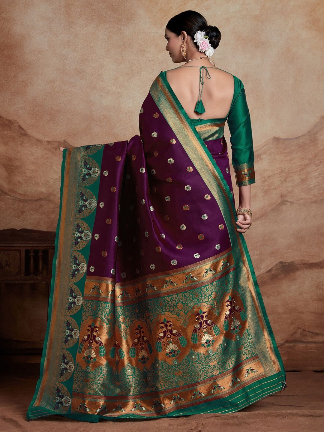 KALINI Woven Design Zari Silk Blend Paithani Saree With Blouse Piece