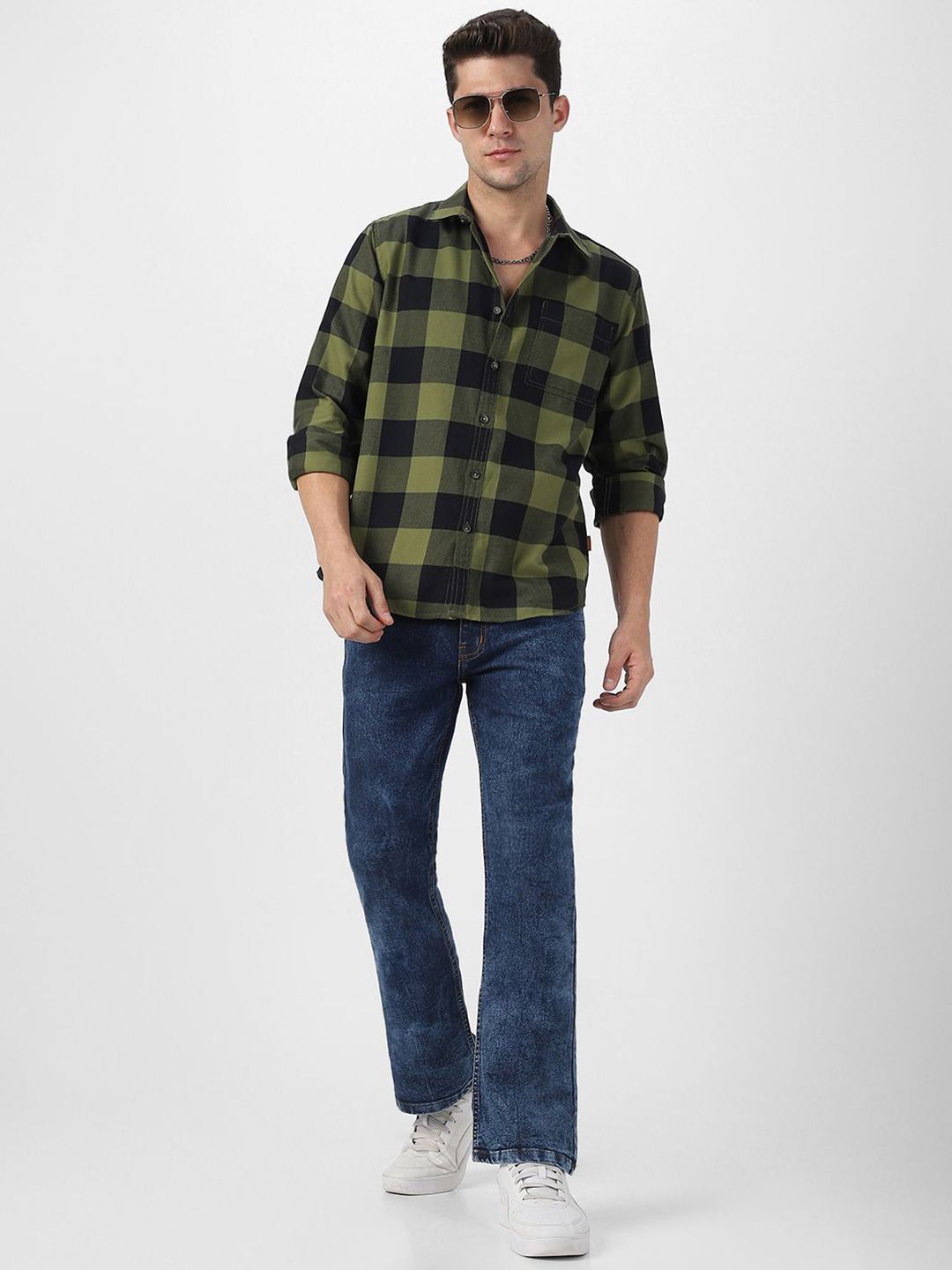 Urbano Fashion Men Spread Collar Checked Cotton Casual Shirt