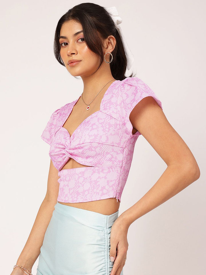 DressBerry Cute Femme Twisted Cut Out Detail Crop Top