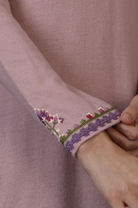 W Floral Embroidered Keyhole Neck Straight Kurta