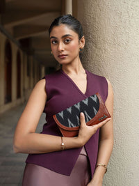 ZOUK Women Printed Ikat Wave Kyra Leather Envelope Wallet