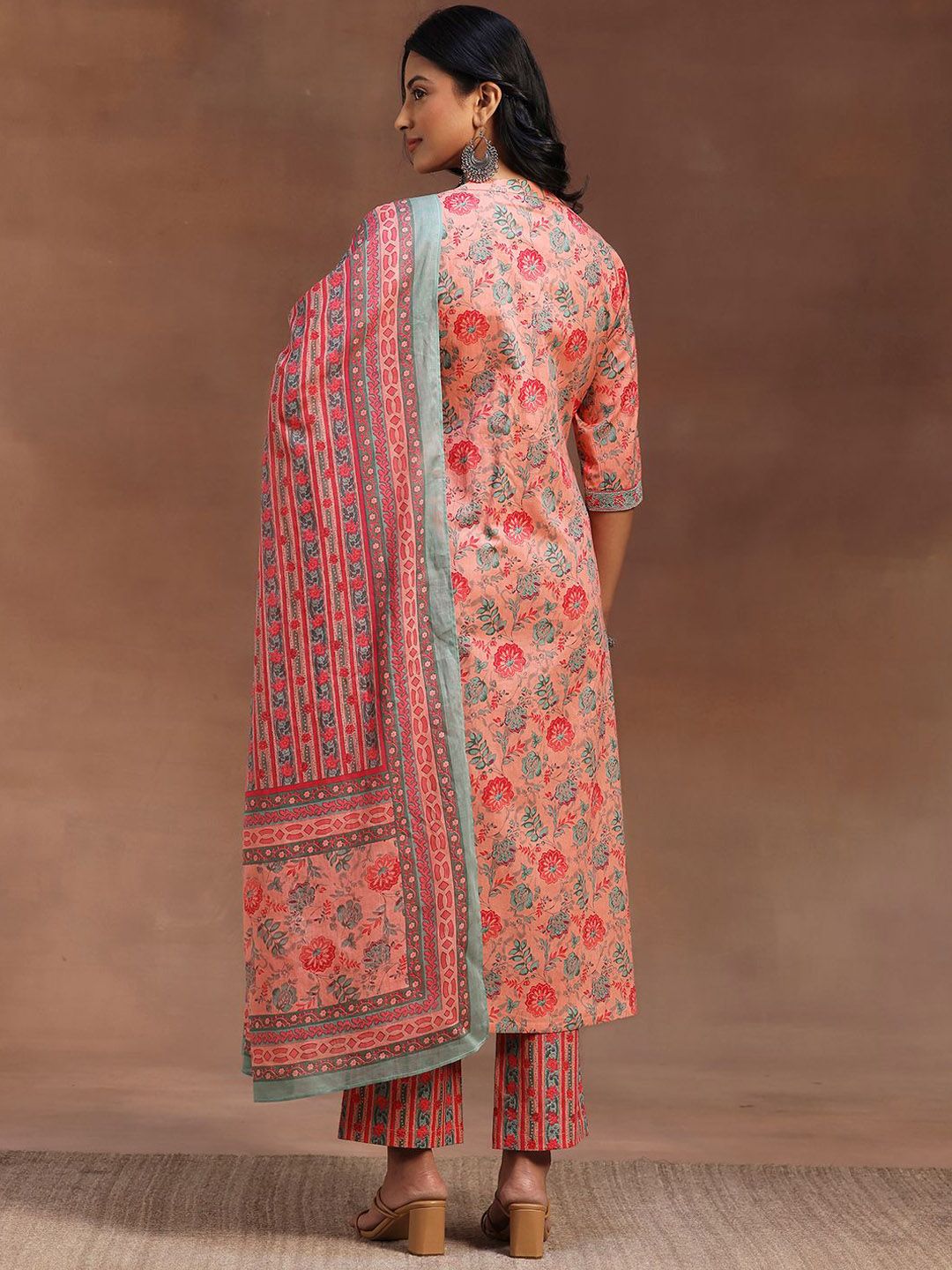 Libas Floral Printed Pure Cotton Kurta with Trousers & Dupatta