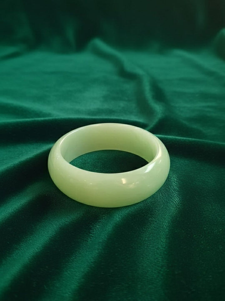 VOGUE PANASH Round Shaped Glossy Minimal Bangle
