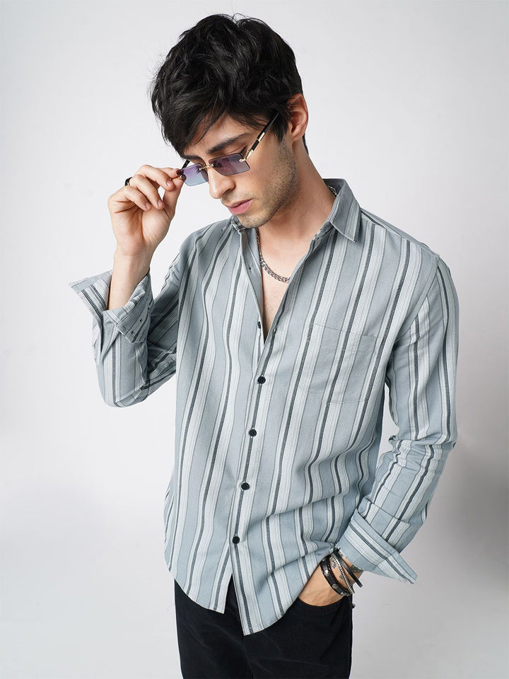 VASTRADO Men Classic Slim Fit Vertical Striped Spread Collar Cotton Casual Shirt