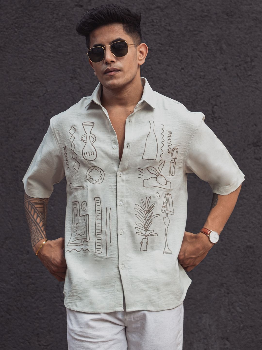 Powerlook Men Abstract Printed Spread Collar India Slim Casual Shirt