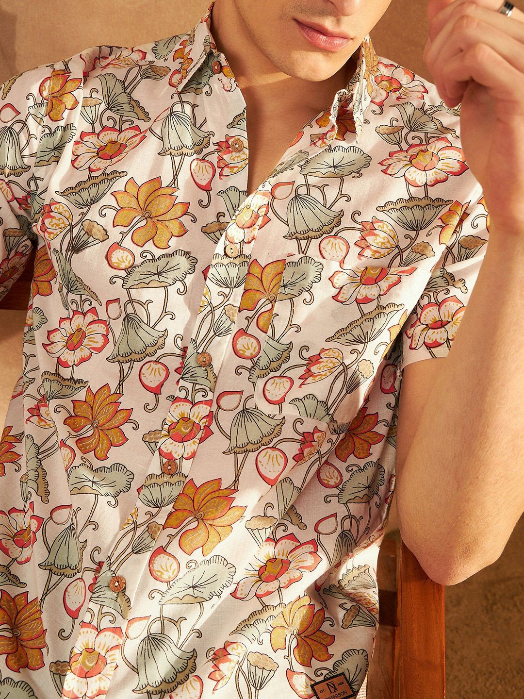 DENNISON Smart Oversized Floral Printed Spread Collar Cotton Lightweight Shirt