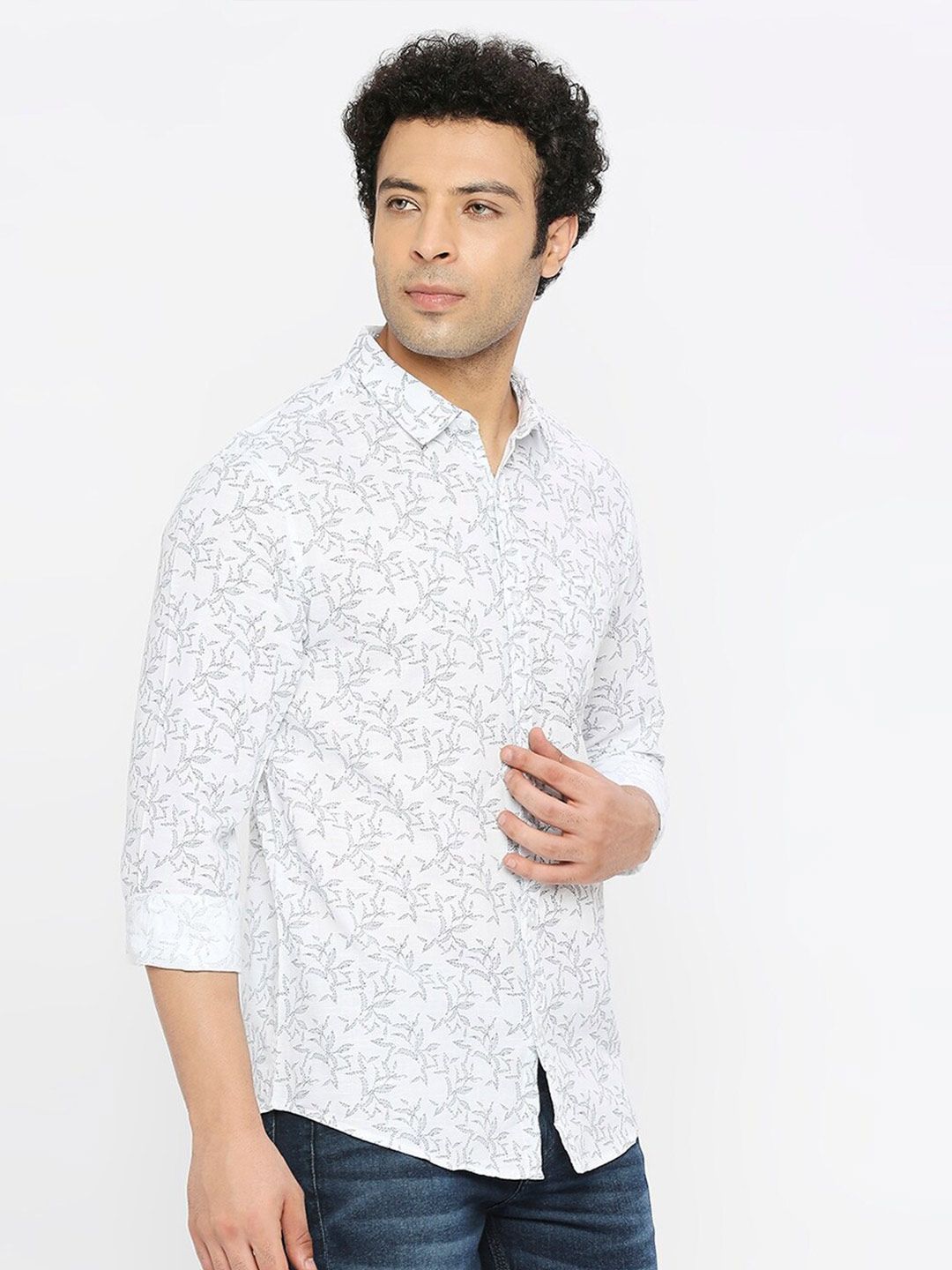 SPYKAR Classic Slim Fit Floral Printed Cotton Casual Shirt
