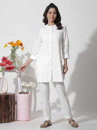 W White Floral Embroidered Cotton Kurta