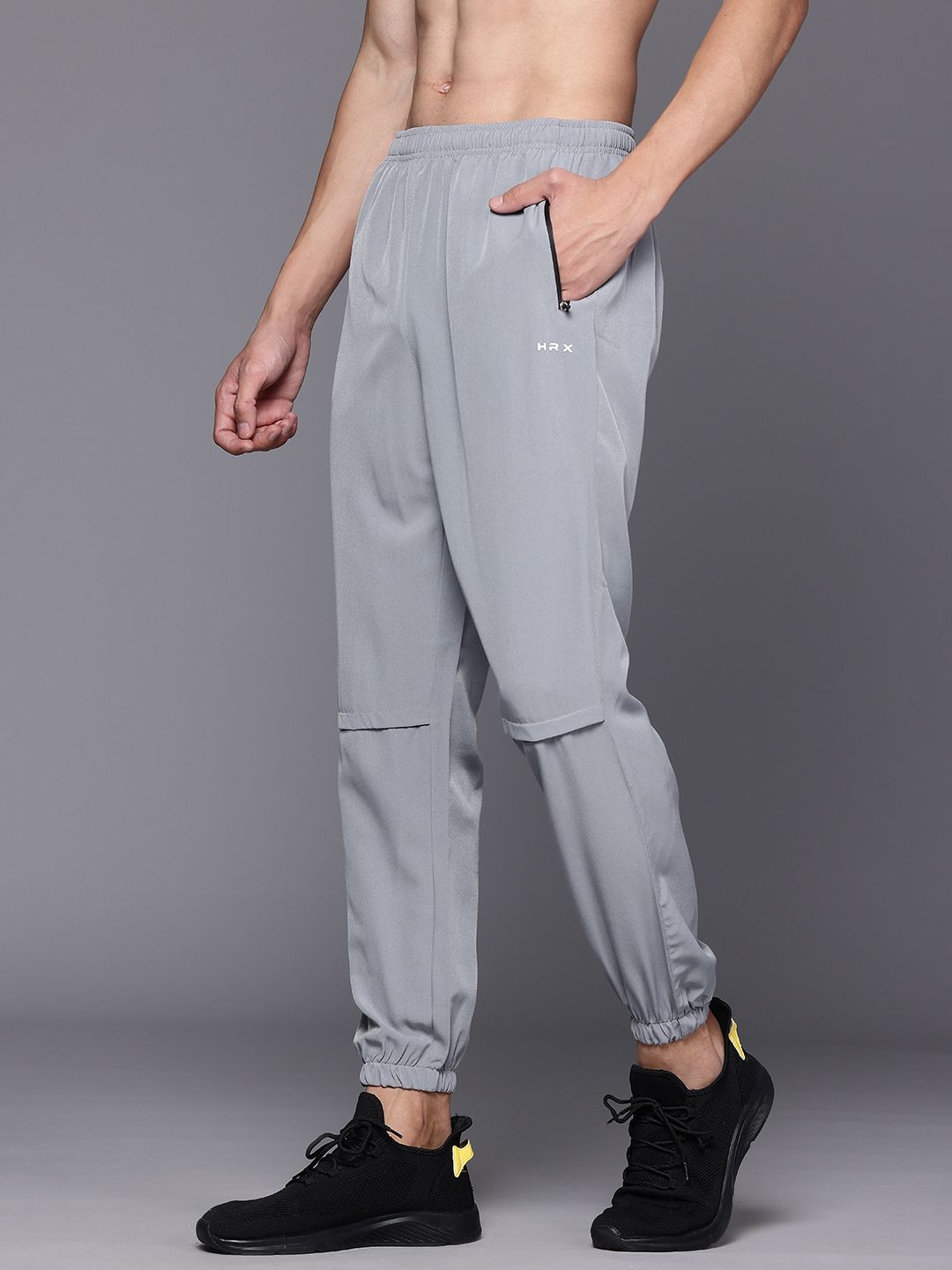 HRX oleh Hrithik Roshan Men Rapid-Dry Training Joggers
