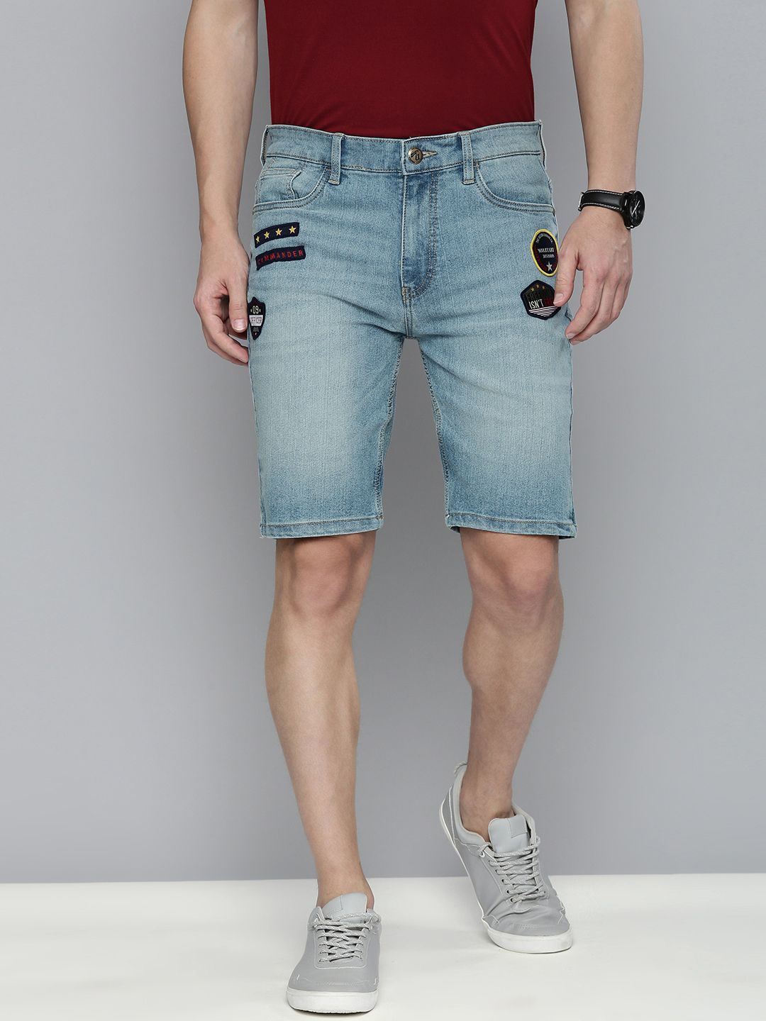 The Indian Garage Co Men Blue Typography Printed Slim Fit Denim Shorts