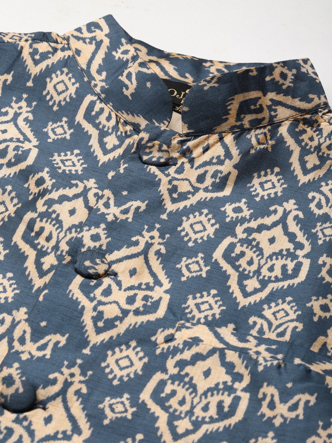 SOJANYA Kurta Emas & Biru Lelaki dengan Jaket Churidar & Nehru