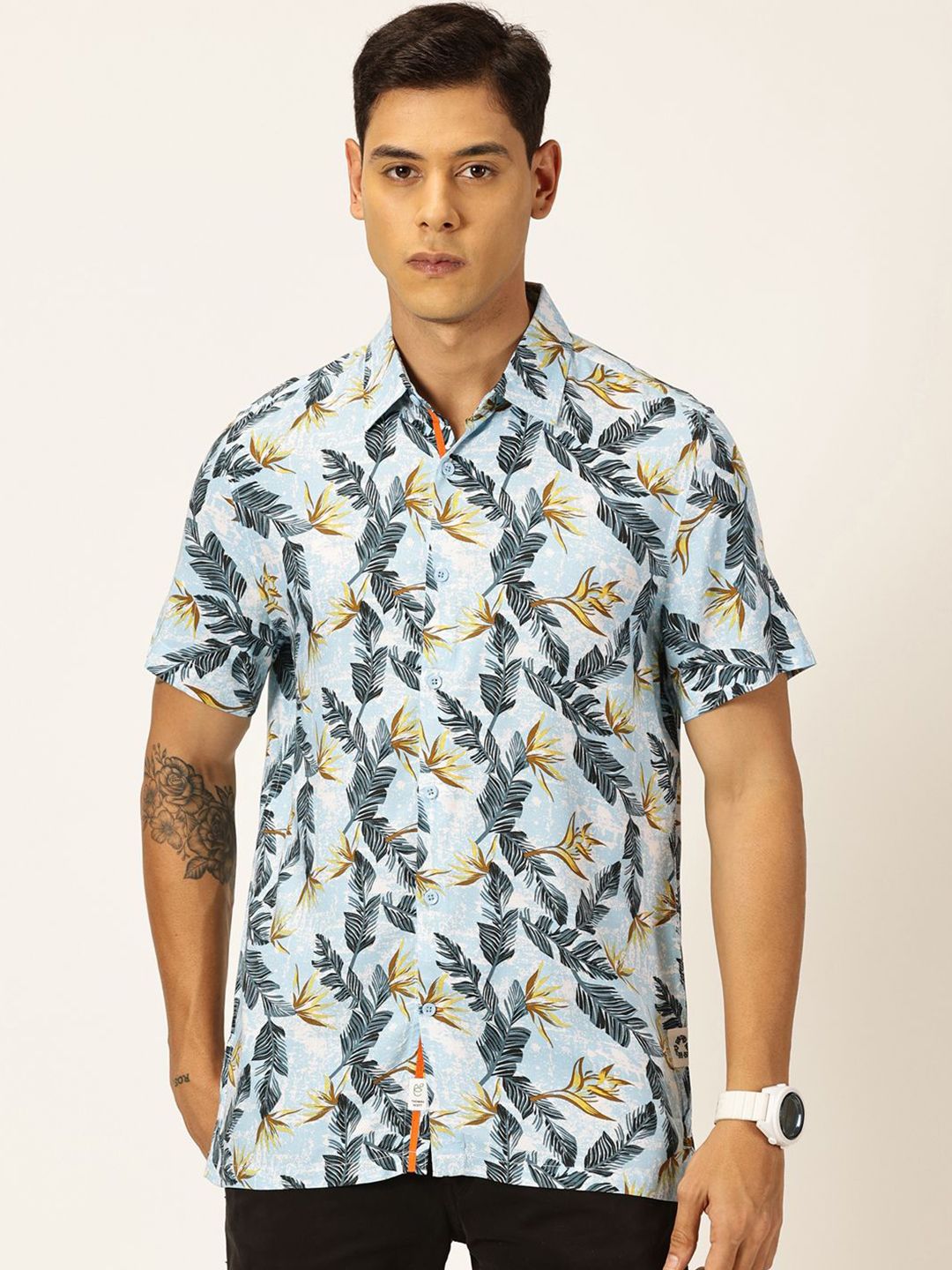Thomas Scott Men Premium Floral Printed Spread Collar Casual Shirt