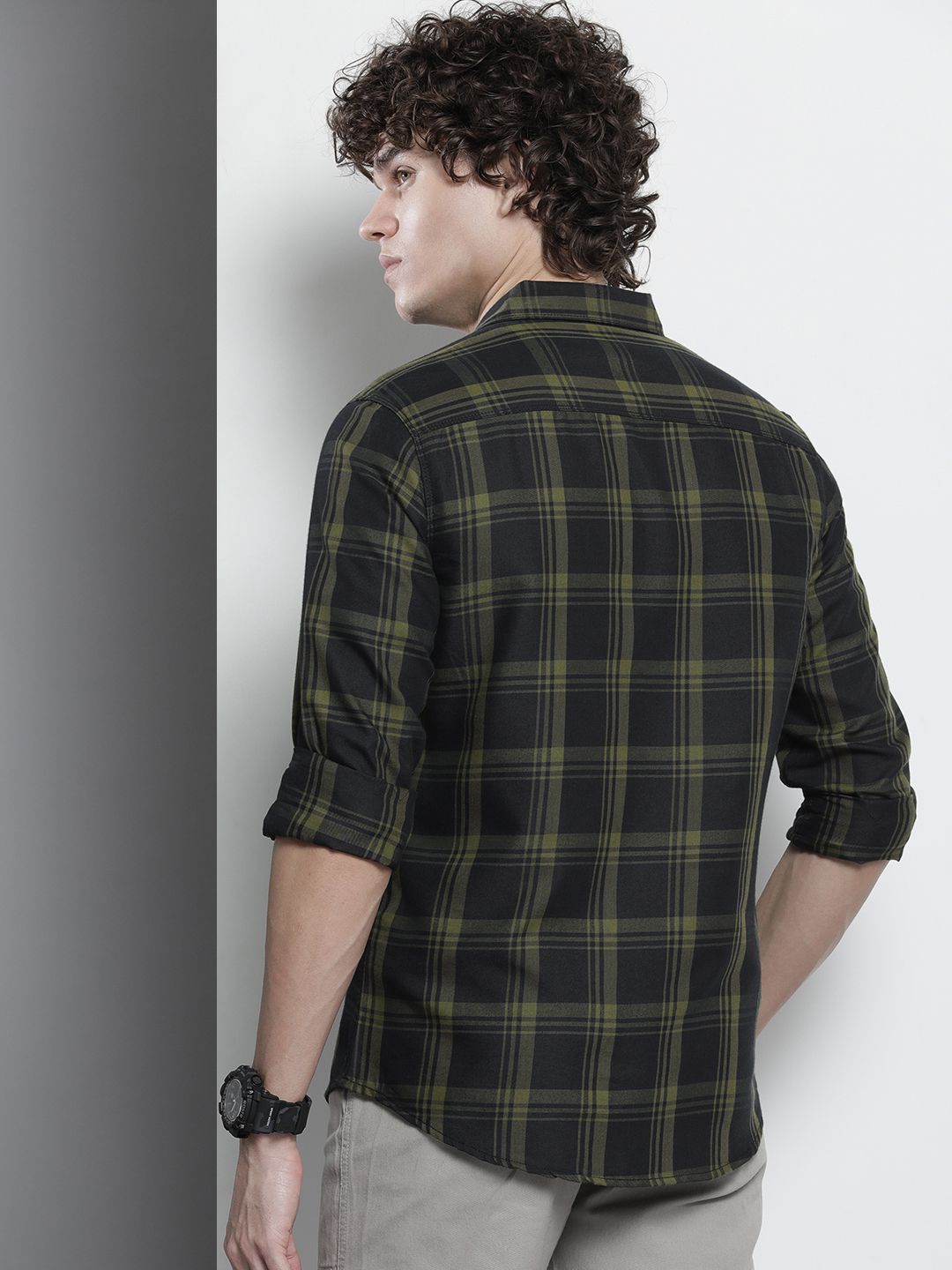 The Indian Garage Co Men Tartan Checked Casual Shirt