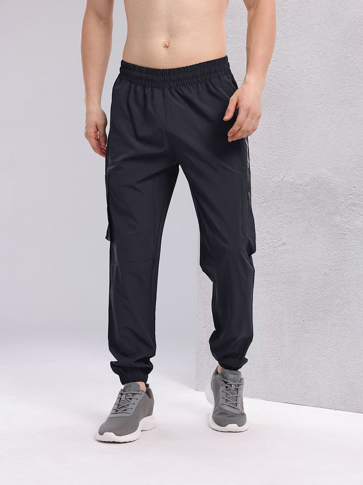 HRX by Hrithik Roshan Men Mid-Rise Rapid-Dry Training Cargo-Style Joggers