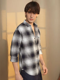 Campus Sutra Men Comfort Spread Collar Tartan Checked Polycotton Casual Shirt