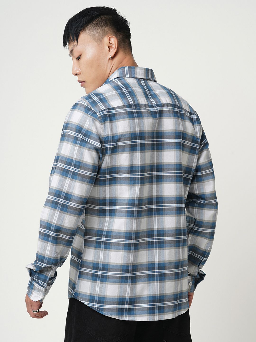 VASTRADO Men Classic Slim Fit Opaque Checked Casual Shirt