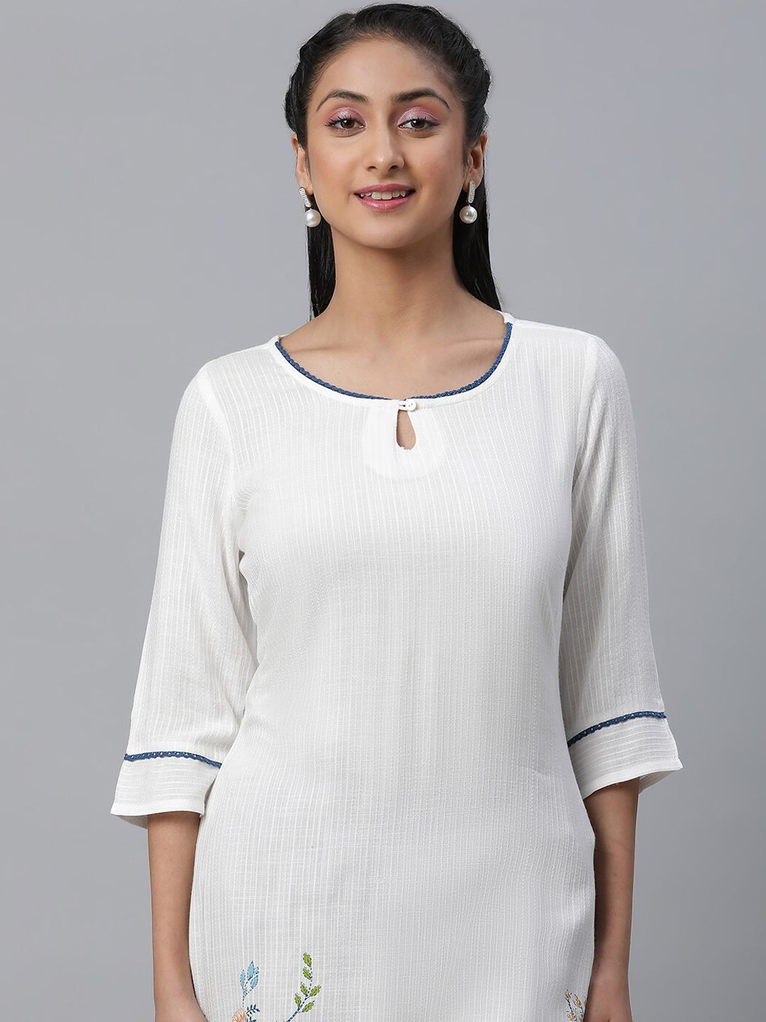 AURELIA Striped Keyhole Neck Pure Cotton Kurta