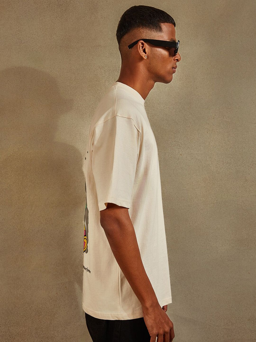 Powerlook Cream-Color Graphic Printed Oversized Pure Cotton T-shirt