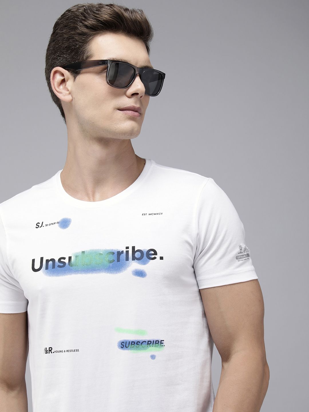 SPYKAR Graphic Printed Slim Fit T-shirt