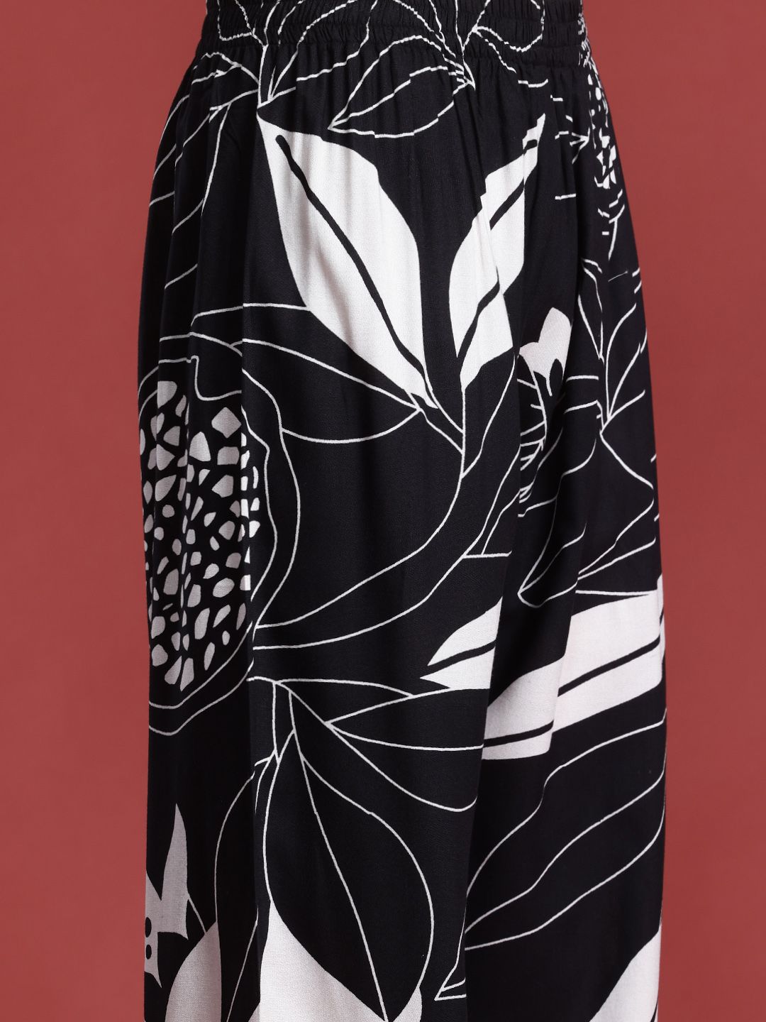 Indo Era Women Printed Regular Kurta with Palazzos