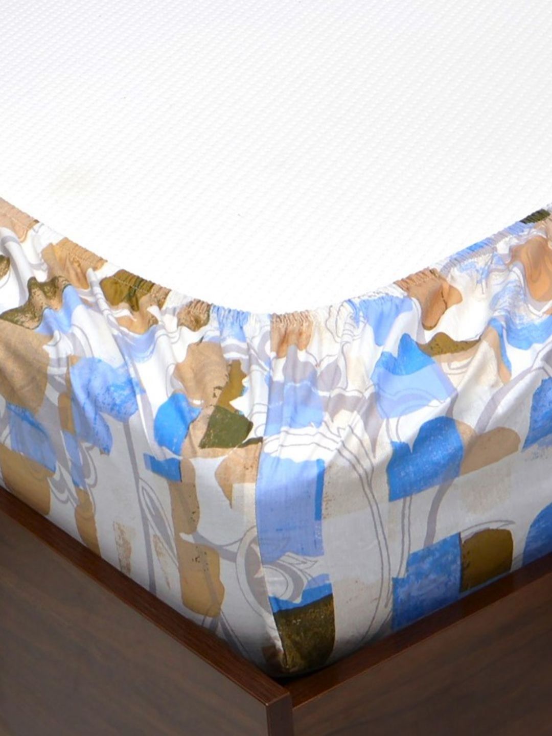 BOMBAY DYEING Allure White & Brown Printed 144 TC Pure Cotton Queen Fitted Bedsheet Set
