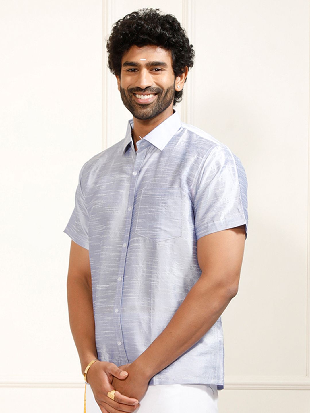VASTRAMAY Men Premium Silk Casual Shirt